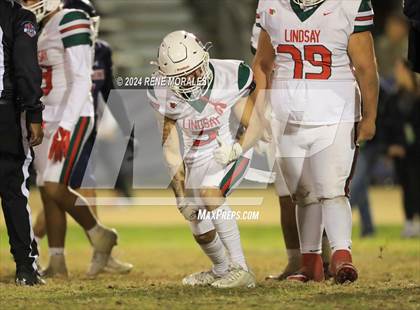 Thumbnail 2 in Lindsay vs Chatsworth (CIF Div 7-AA Regional Final) photogallery.