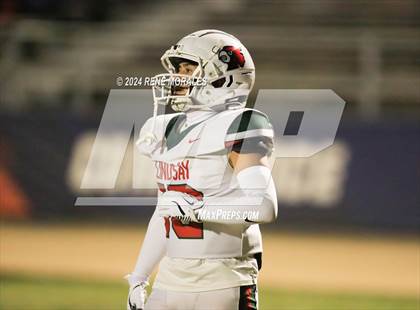 Thumbnail 2 in Lindsay vs Chatsworth (CIF Div 7-AA Regional Final) photogallery.