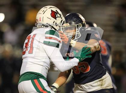 Thumbnail 3 in Lindsay vs Chatsworth (CIF Div 7-AA Regional Final) photogallery.