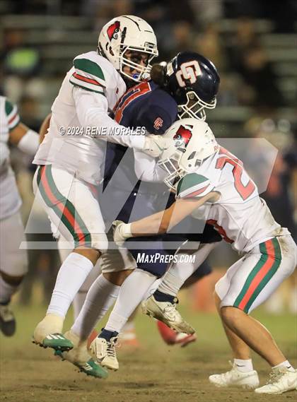Thumbnail 3 in Lindsay vs Chatsworth (CIF Div 7-AA Regional Final) photogallery.