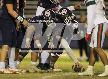 Thumbnail 3 in Lindsay vs Chatsworth (CIF Div 7-AA Regional Final) photogallery.