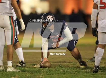 Thumbnail 2 in Lindsay vs Chatsworth (CIF Div 7-AA Regional Final) photogallery.