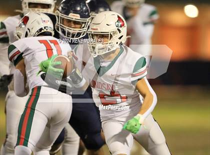 Thumbnail 3 in Lindsay vs Chatsworth (CIF Div 7-AA Regional Final) photogallery.