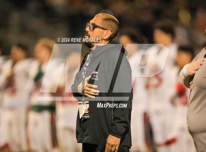 Thumbnail 1 in Lindsay vs Chatsworth (CIF Div 7-AA Regional Final) photogallery.