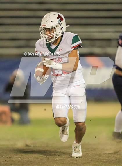 Thumbnail 1 in Lindsay vs Chatsworth (CIF Div 7-AA Regional Final) photogallery.