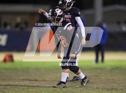 Thumbnail 1 in Lindsay vs Chatsworth (CIF Div 7-AA Regional Final) photogallery.