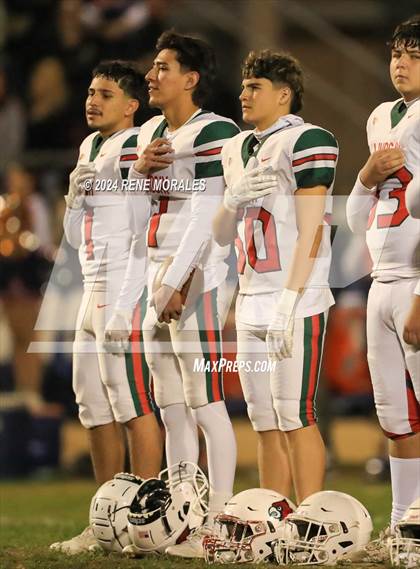 Thumbnail 2 in Lindsay vs Chatsworth (CIF Div 7-AA Regional Final) photogallery.