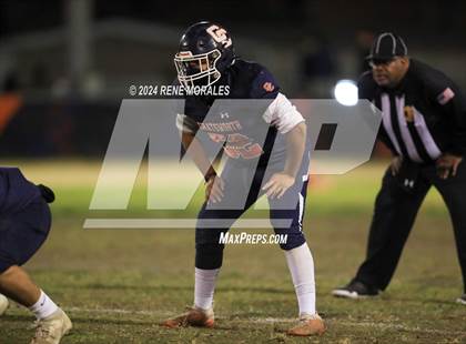 Thumbnail 1 in Lindsay vs Chatsworth (CIF Div 7-AA Regional Final) photogallery.