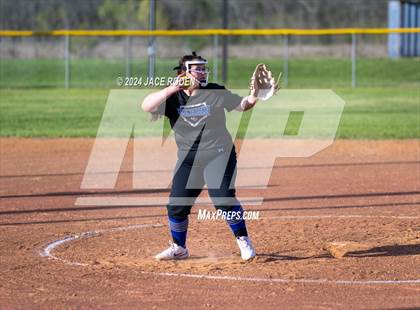 Thumbnail 1 in Kirbyville @ Hardin photogallery.