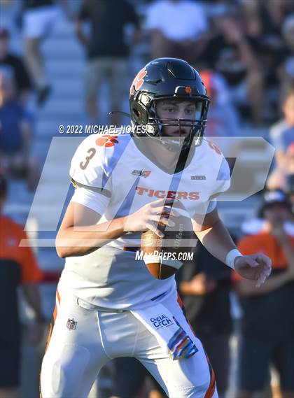 Thumbnail 2 in Lawrenceburg @ East Central (Crosstown Showdown) photogallery.