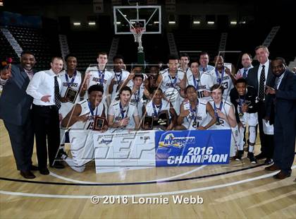 Thumbnail 2 in Aquinas vs. Middletown (NYSPHSAA Class AA Final) photogallery.