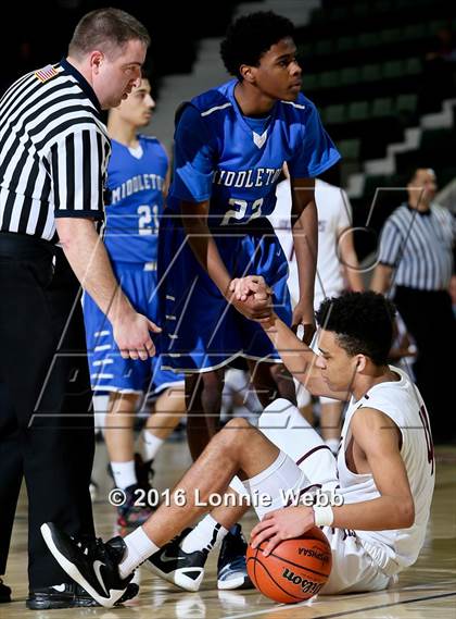 Thumbnail 3 in Aquinas vs. Middletown (NYSPHSAA Class AA Final) photogallery.
