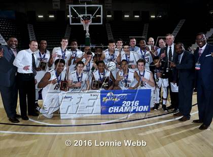 Thumbnail 2 in Aquinas vs. Middletown (NYSPHSAA Class AA Final) photogallery.