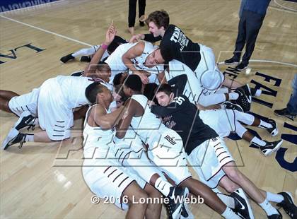 Thumbnail 1 in Aquinas vs. Middletown (NYSPHSAA Class AA Final) photogallery.