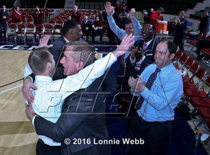 Thumbnail 1 in Aquinas vs. Middletown (NYSPHSAA Class AA Final) photogallery.