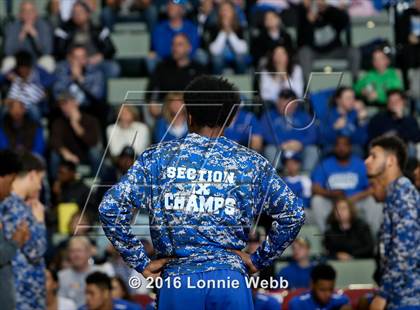 Thumbnail 2 in Aquinas vs. Middletown (NYSPHSAA Class AA Final) photogallery.