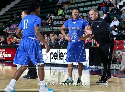Thumbnail 2 in Aquinas vs. Middletown (NYSPHSAA Class AA Final) photogallery.