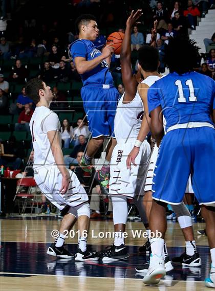 Thumbnail 1 in Aquinas vs. Middletown (NYSPHSAA Class AA Final) photogallery.