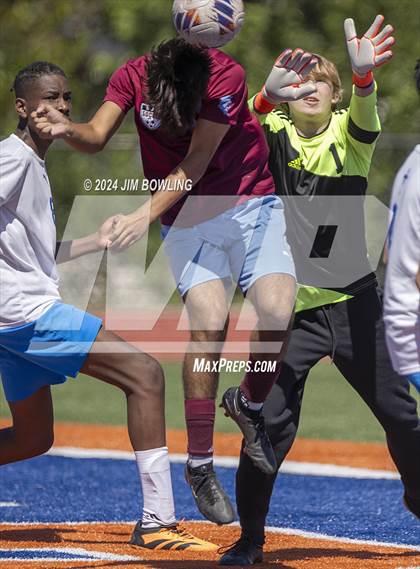 Thumbnail 1 in St. Joseph-Ogden vs. St. Teresa photogallery.