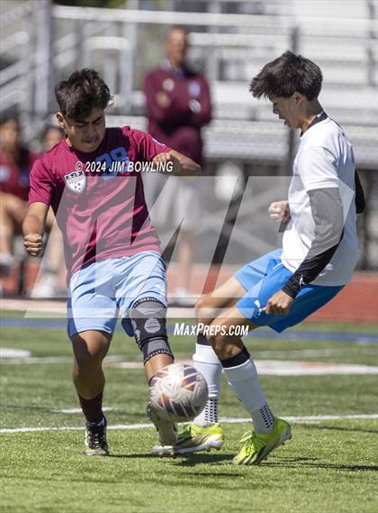 Thumbnail 1 in St. Joseph-Ogden vs. St. Teresa photogallery.