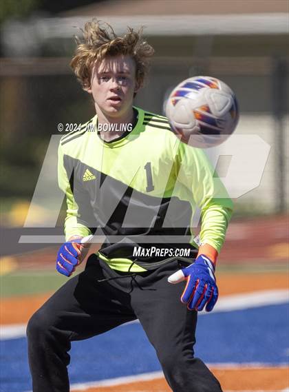 Thumbnail 3 in St. Joseph-Ogden vs. St. Teresa photogallery.