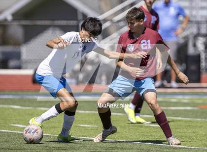 Thumbnail 2 in St. Joseph-Ogden vs. St. Teresa photogallery.