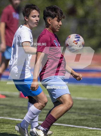 Thumbnail 2 in St. Joseph-Ogden vs. St. Teresa photogallery.