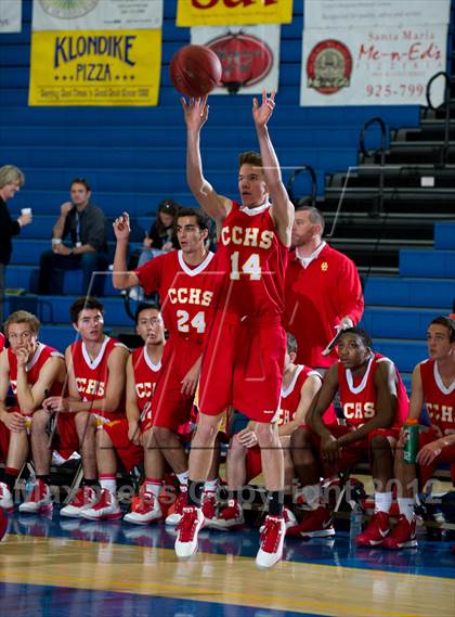 Thumbnail 3 in Cathedral Catholic vs Buchanan (National Prep Classic) photogallery.