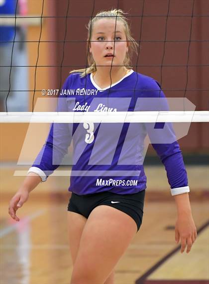 Thumbnail 2 in Yerington vs. The Meadows School (NIAA 2A State Final) photogallery.