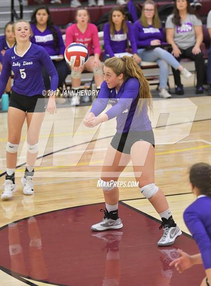 Thumbnail 3 in Yerington vs. The Meadows School (NIAA 2A State Final) photogallery.