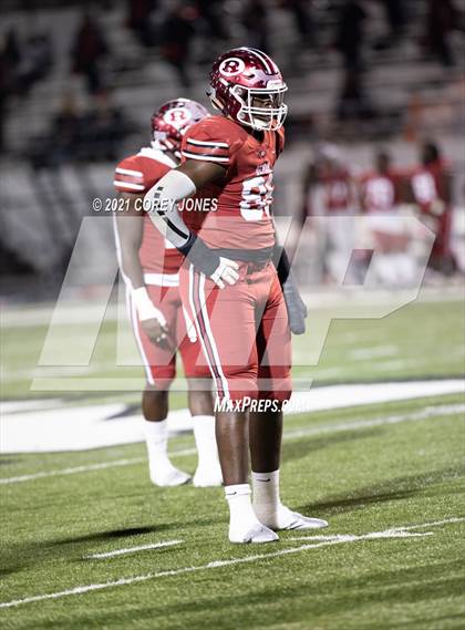 Thumbnail 1 in Jonesboro vs. Warner Robins  (GHSA AAAAA Round 1 Playoff) photogallery.