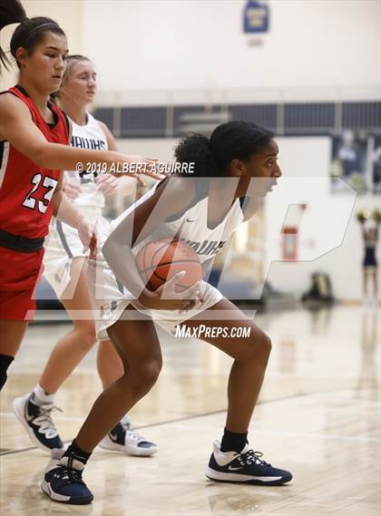Thumbnail 1 in Southport @ Decatur Central photogallery.