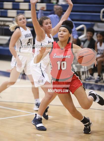 Thumbnail 3 in Southport @ Decatur Central photogallery.