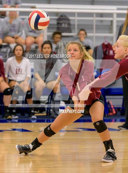 Thumbnail 1 in Floresville vs MacArthur (NISD Tournament) photogallery.