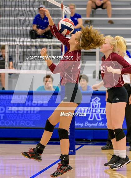 Thumbnail 3 in Floresville vs MacArthur (NISD Tournament) photogallery.