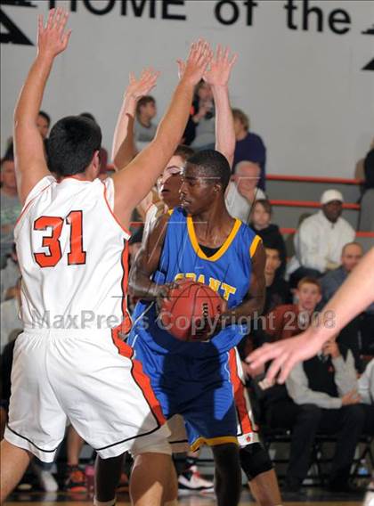 Thumbnail 3 in Grant @ Roseville photogallery.