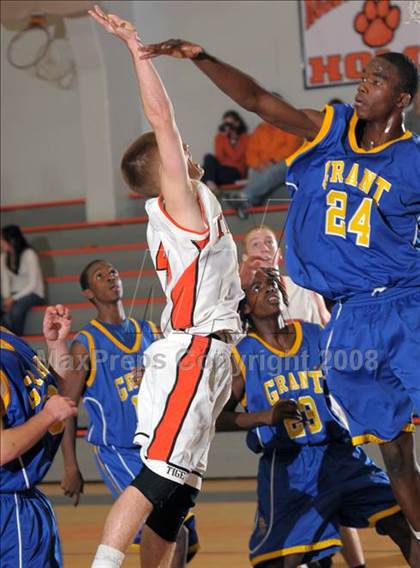 Thumbnail 2 in Grant @ Roseville photogallery.