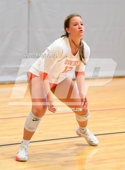 Thumbnail 2 in Oviedo vs. Archbishop Mitty (Nike Tournament of Champions) photogallery.