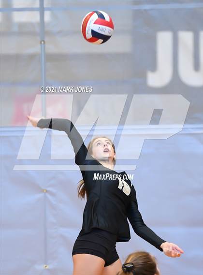 Thumbnail 1 in Oviedo vs. Archbishop Mitty (Nike Tournament of Champions) photogallery.