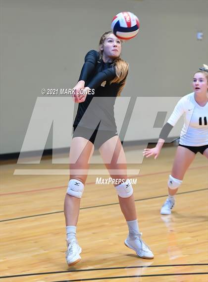 Thumbnail 2 in Oviedo vs. Archbishop Mitty (Nike Tournament of Champions) photogallery.