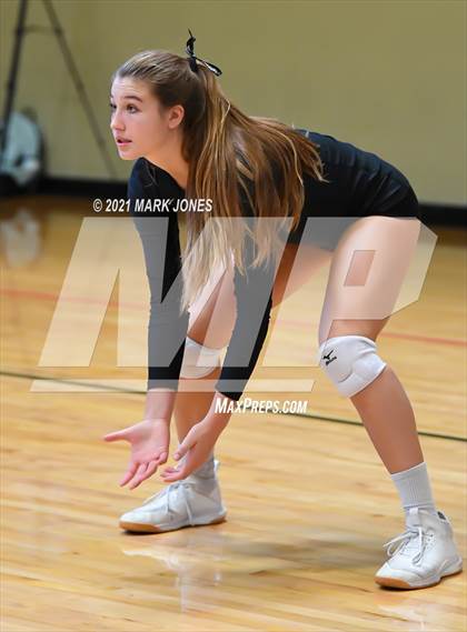 Thumbnail 1 in Oviedo vs. Archbishop Mitty (Nike Tournament of Champions) photogallery.