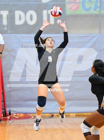 Thumbnail 2 in Oviedo vs. Archbishop Mitty (Nike Tournament of Champions) photogallery.