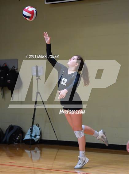 Thumbnail 2 in Oviedo vs. Archbishop Mitty (Nike Tournament of Champions) photogallery.