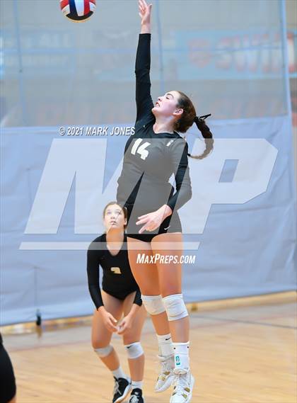 Thumbnail 2 in Oviedo vs. Archbishop Mitty (Nike Tournament of Champions) photogallery.