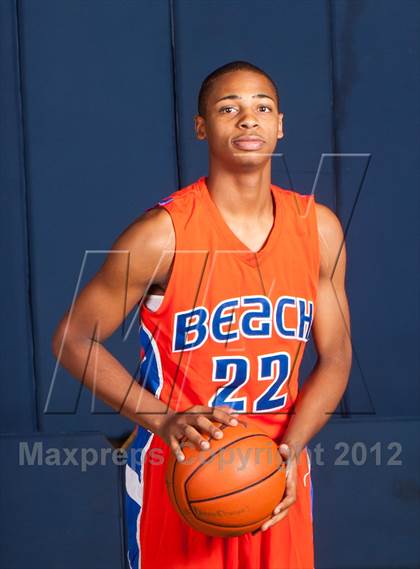 Thumbnail 1 in Rainier Beach (Preseason Top 10 Photo Shoot)  photogallery.
