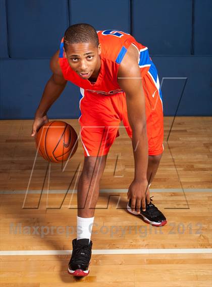 Thumbnail 1 in Rainier Beach (Preseason Top 10 Photo Shoot)  photogallery.