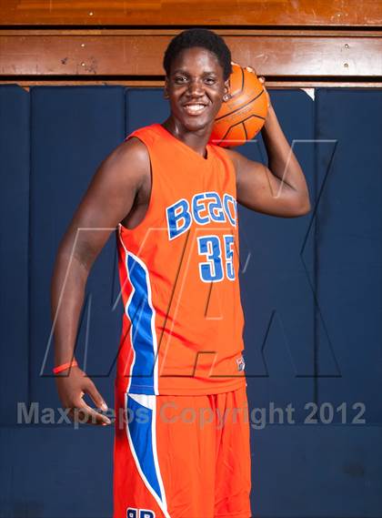 Thumbnail 3 in Rainier Beach (Preseason Top 10 Photo Shoot)  photogallery.