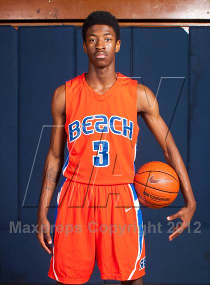 Thumbnail 1 in Rainier Beach (Preseason Top 10 Photo Shoot)  photogallery.