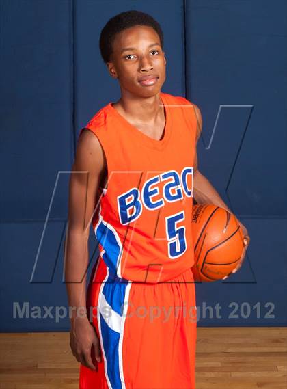 Thumbnail 1 in Rainier Beach (Preseason Top 10 Photo Shoot)  photogallery.