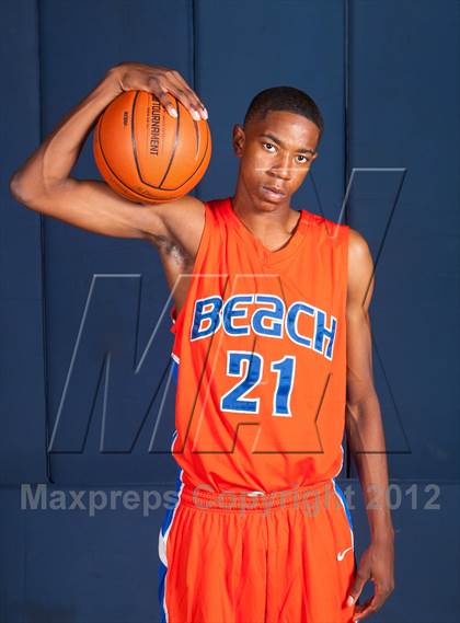 Thumbnail 1 in Rainier Beach (Preseason Top 10 Photo Shoot)  photogallery.
